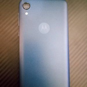 Motorola Moto E6 blue